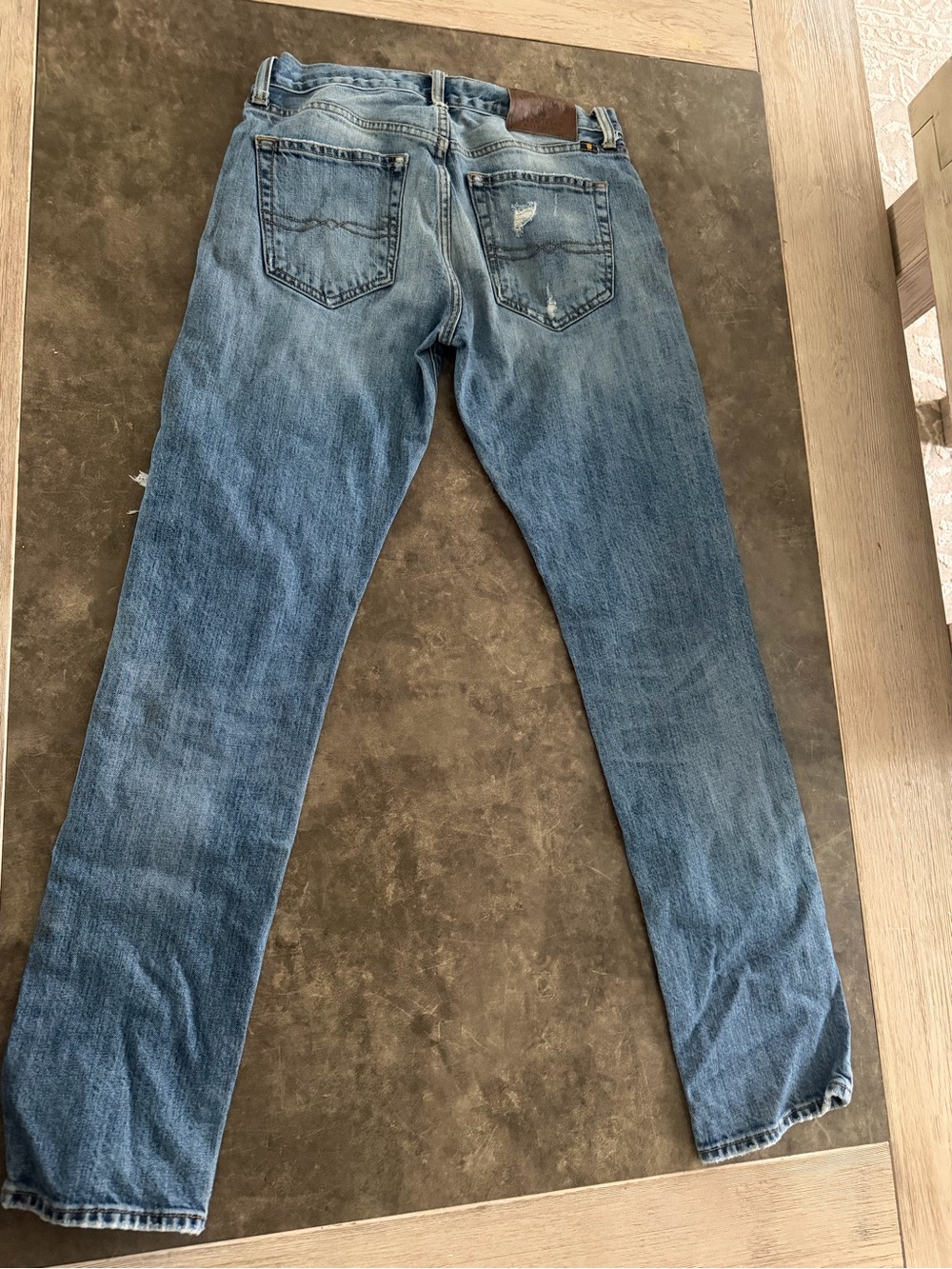 Lucky brand Classic High-Rise Distressed Women’s Jeans - Light Blue - Picture 5 of 6
